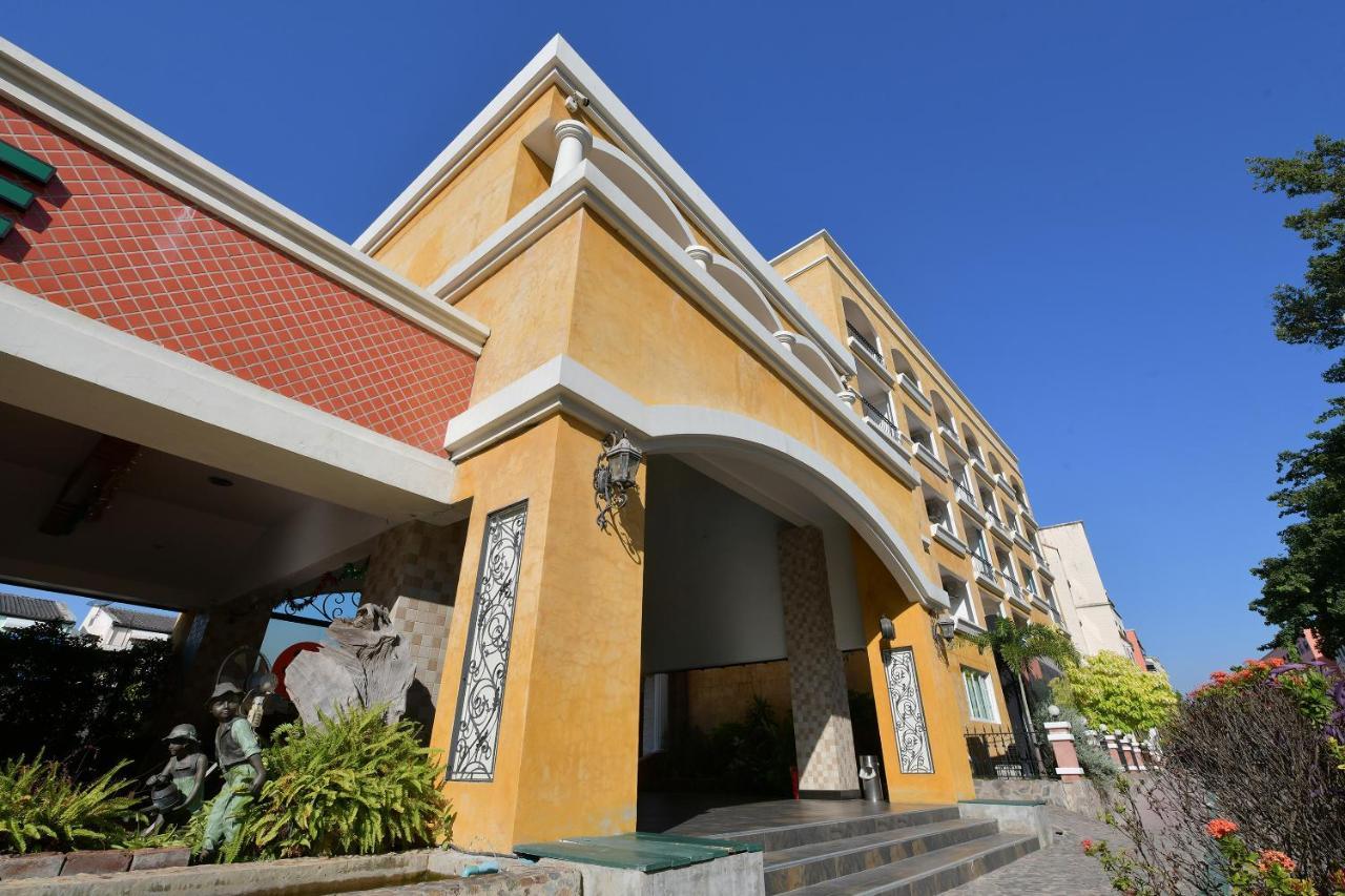 Oyo 109 Ozone Prime Pattaya Hotel Eksteriør billede