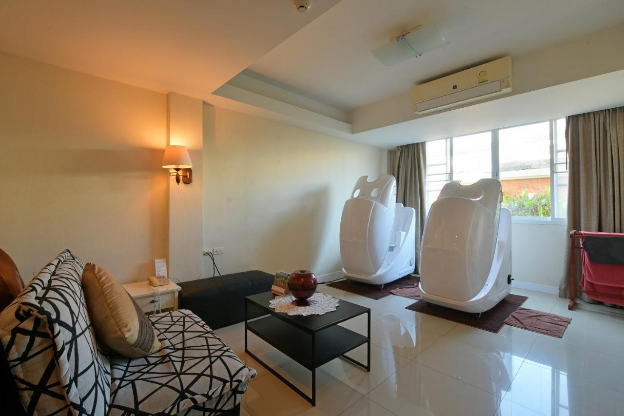 Oyo 109 Ozone Prime Pattaya Hotel Eksteriør billede